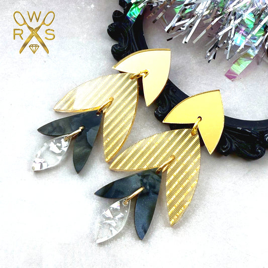 Rio Dangles in Golden Noir