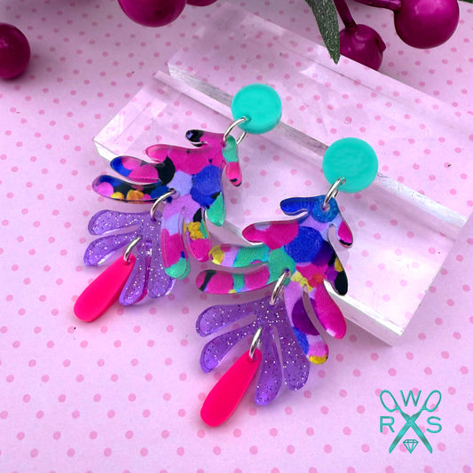 Aspen Dangles in Electric Oasis