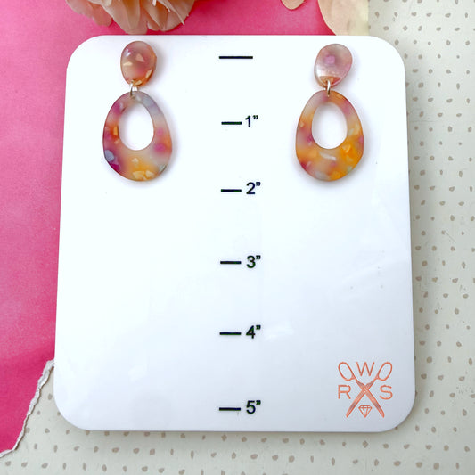 Everyday Dangle in Peach and Berry