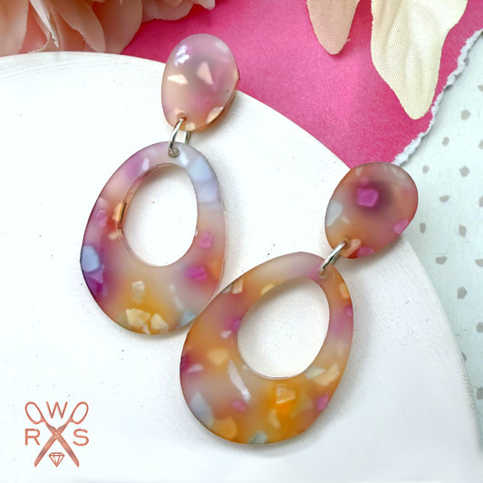Everyday Dangle in Peach and Berry