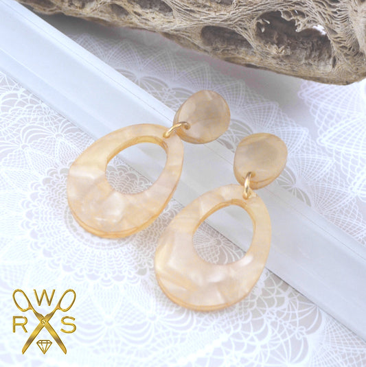 Everyday Dangle Tan Pearl - Laser Cut Acrylic