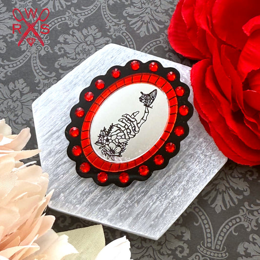 Life After Death Cameo Pin in Red