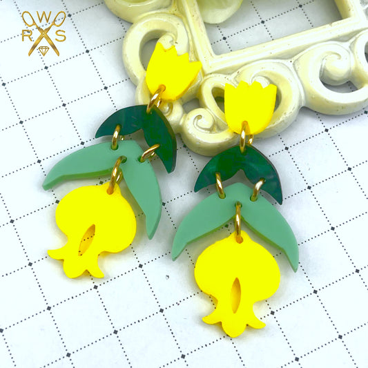 Tippy Toe Tulip Dangles Yellow