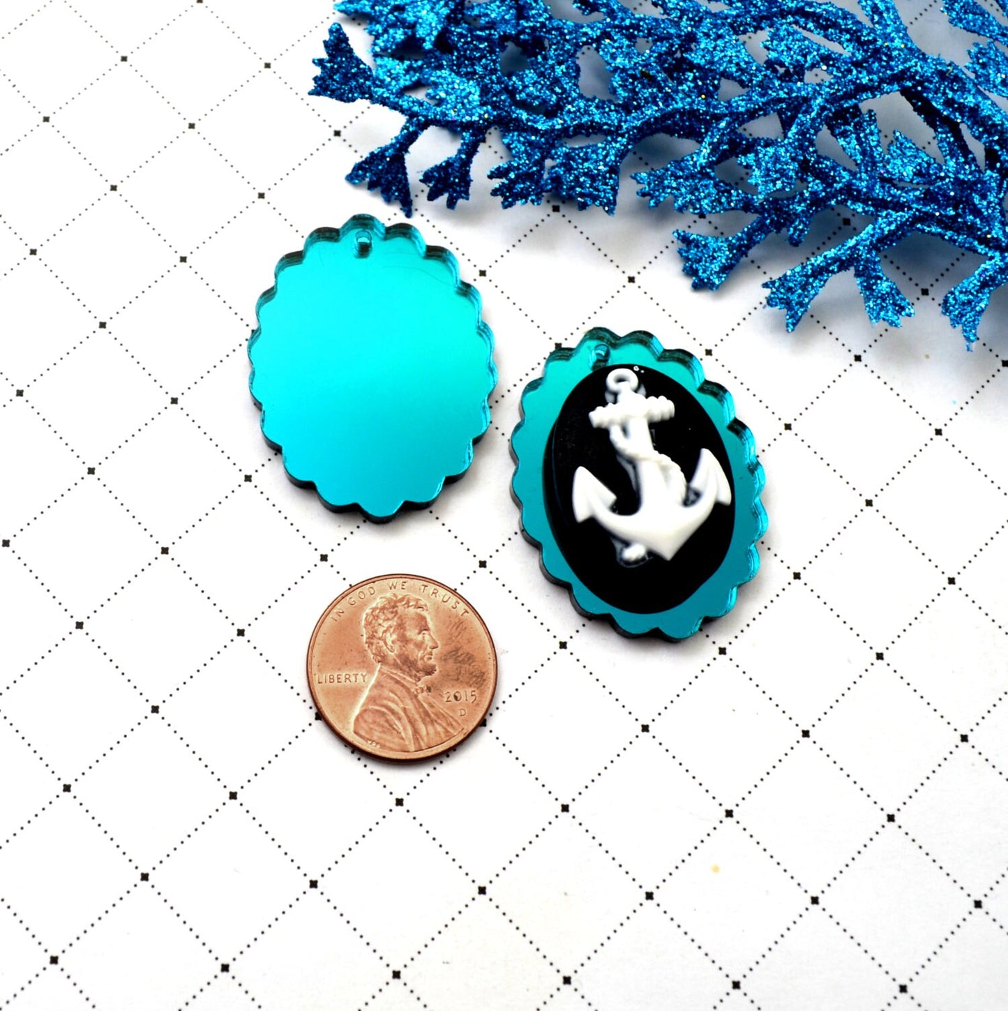 TEAL CAMEOS 18x25 mm Frame Settings Mirrored Laser Cut Acrylic