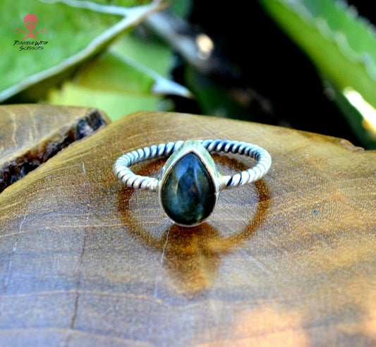 Labradorite Teardrop, Sterling Silver Ring, Size 7.5, 925, USA Seller, Genuine Stone, Teardrop Shape, Handmade Gemstone Ring