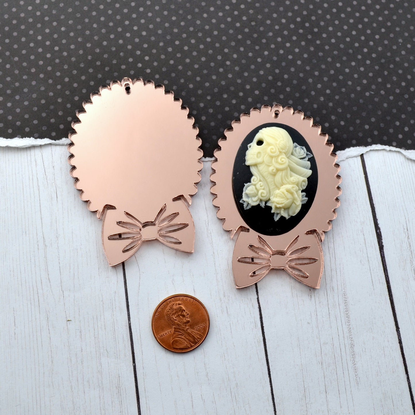 Rose Gold Mirror Bow Cameos 30x40 mm Settings Laser Cut Acrylic