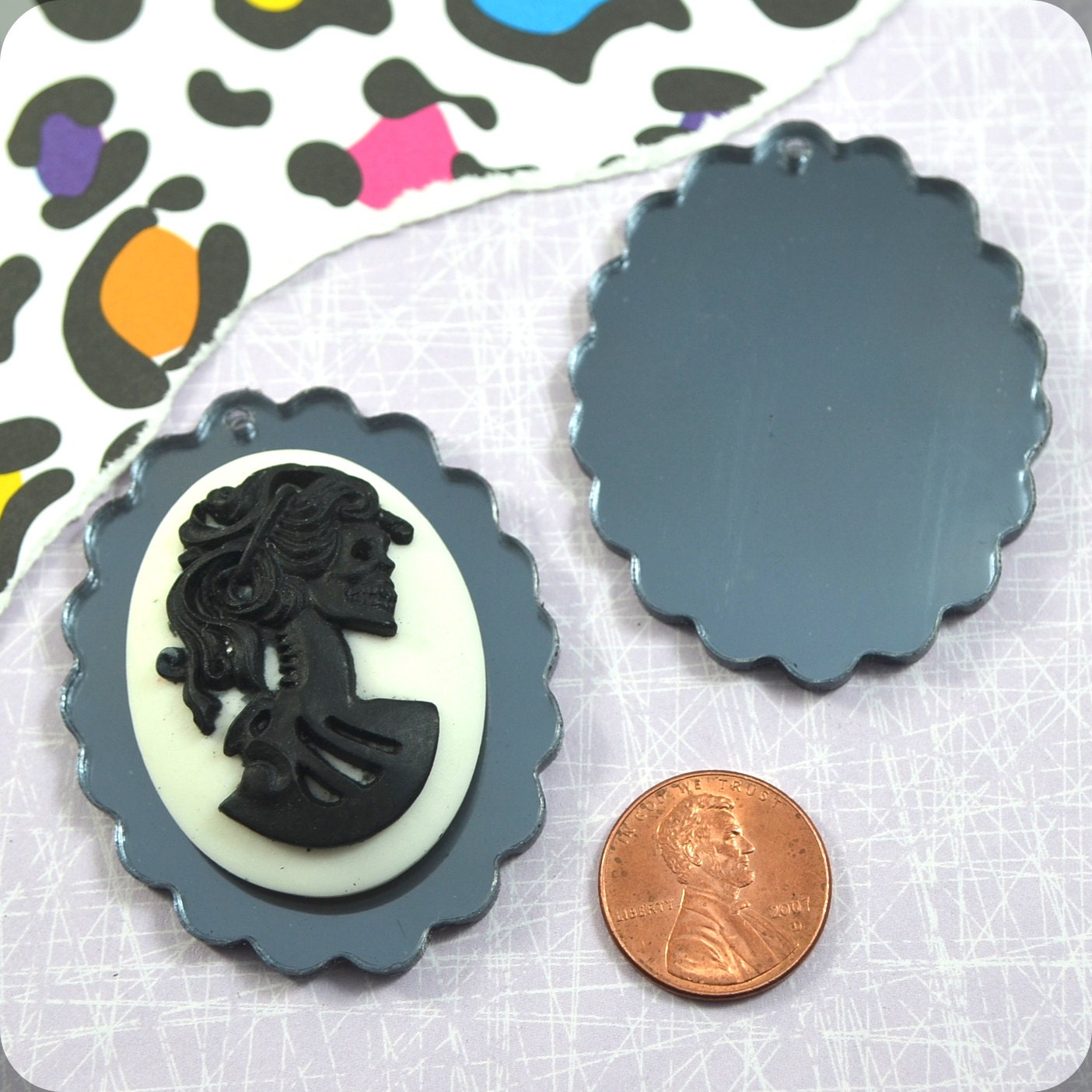 Gunmetal MIRROR CAMEOS 30x40 mm Frame Settings Laser Cut Acrylic