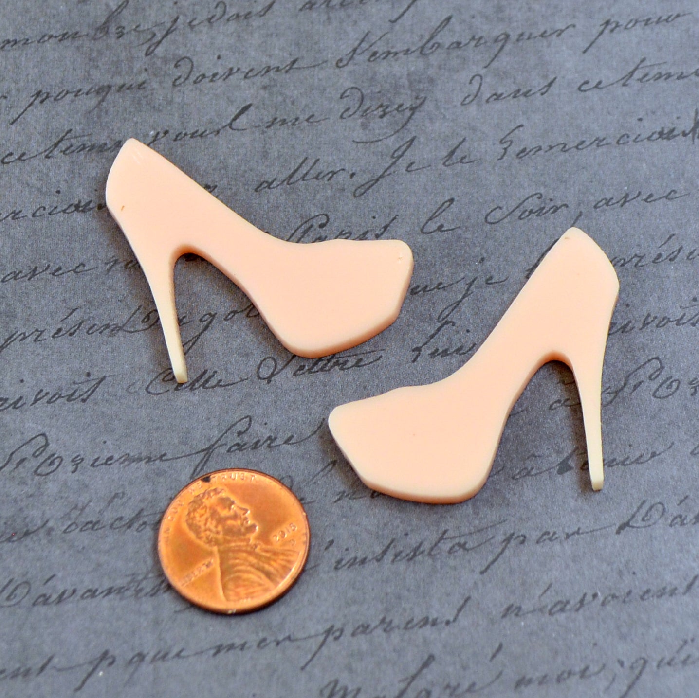 PEACH HEELS 2 Cabochons in Laser Cut Acrylic