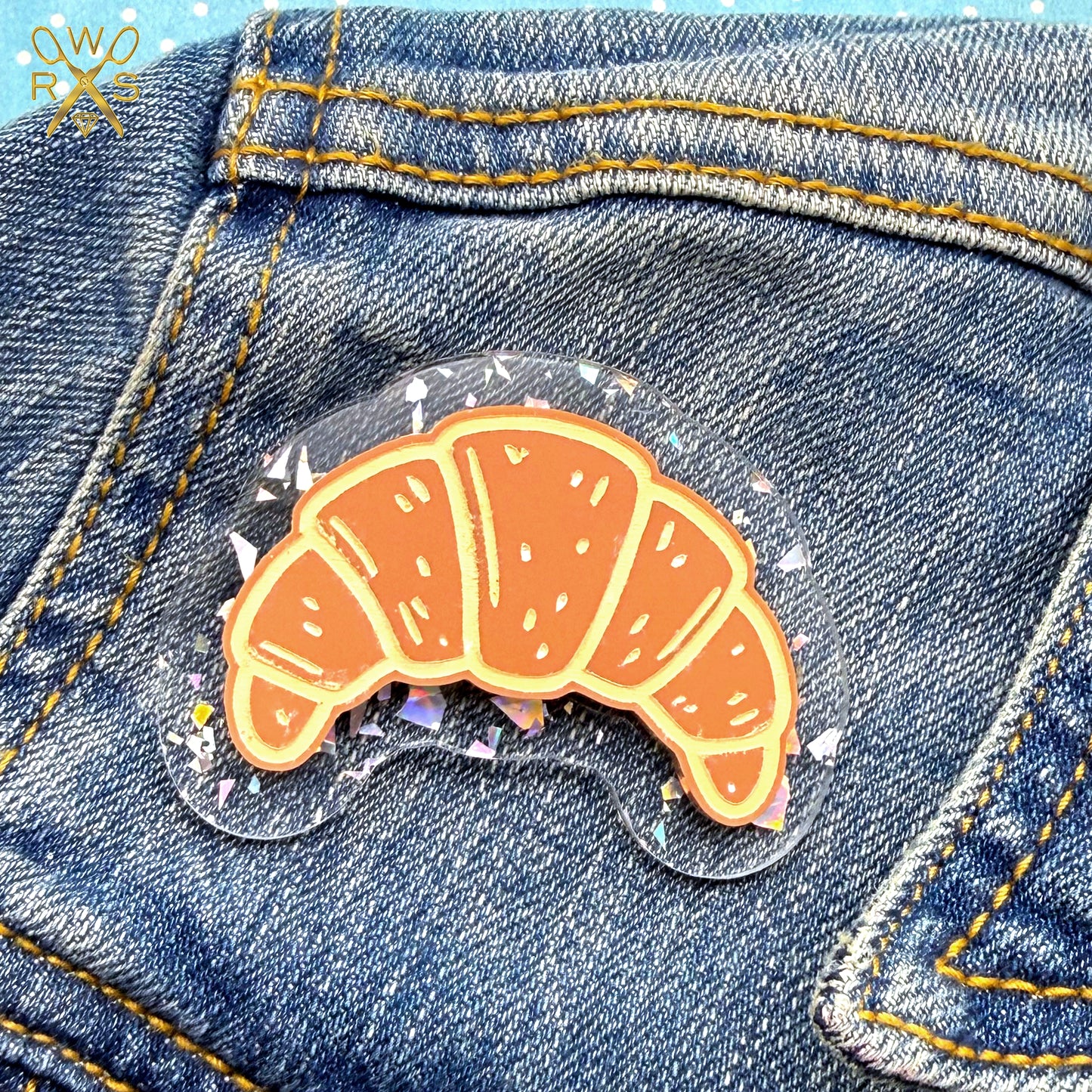 Bonjour Babe Brooch