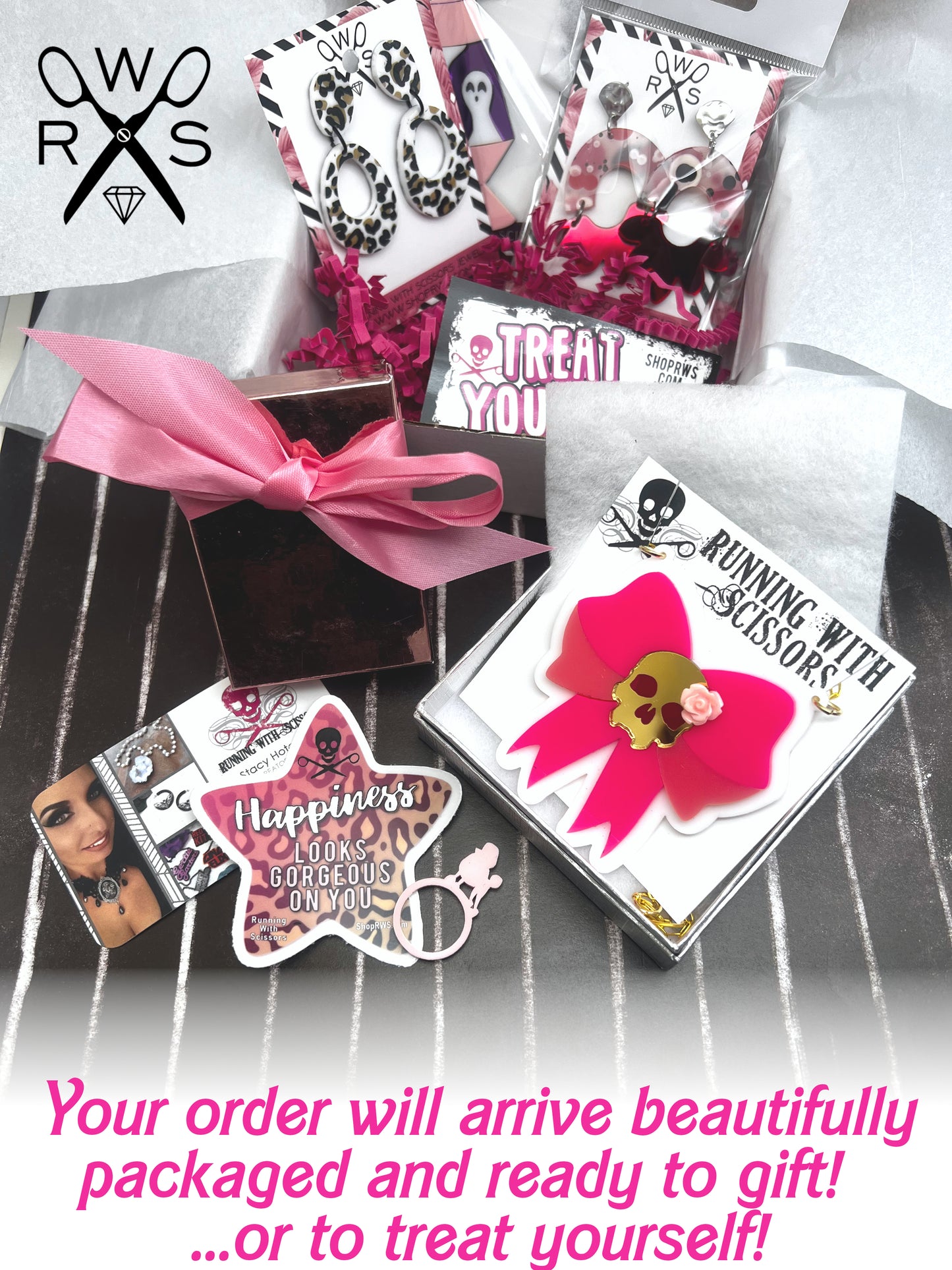 Heartstrings Necklace in Black and Pink Argyle