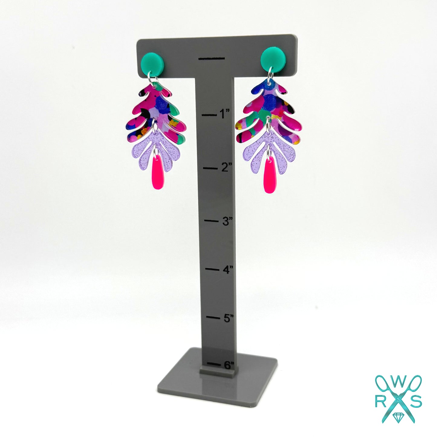 Aspen Dangles in Electric Oasis