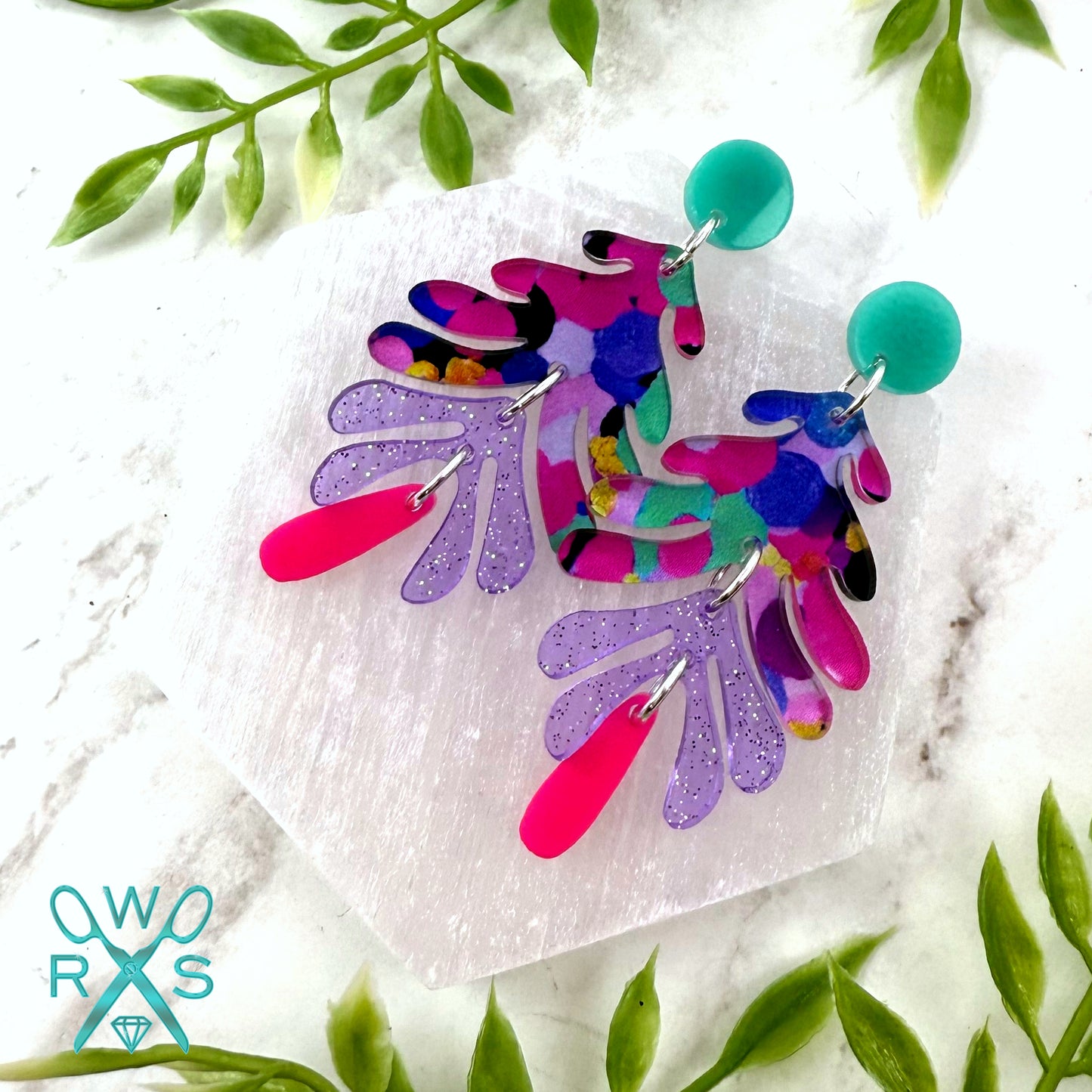 Aspen Dangles in Electric Oasis