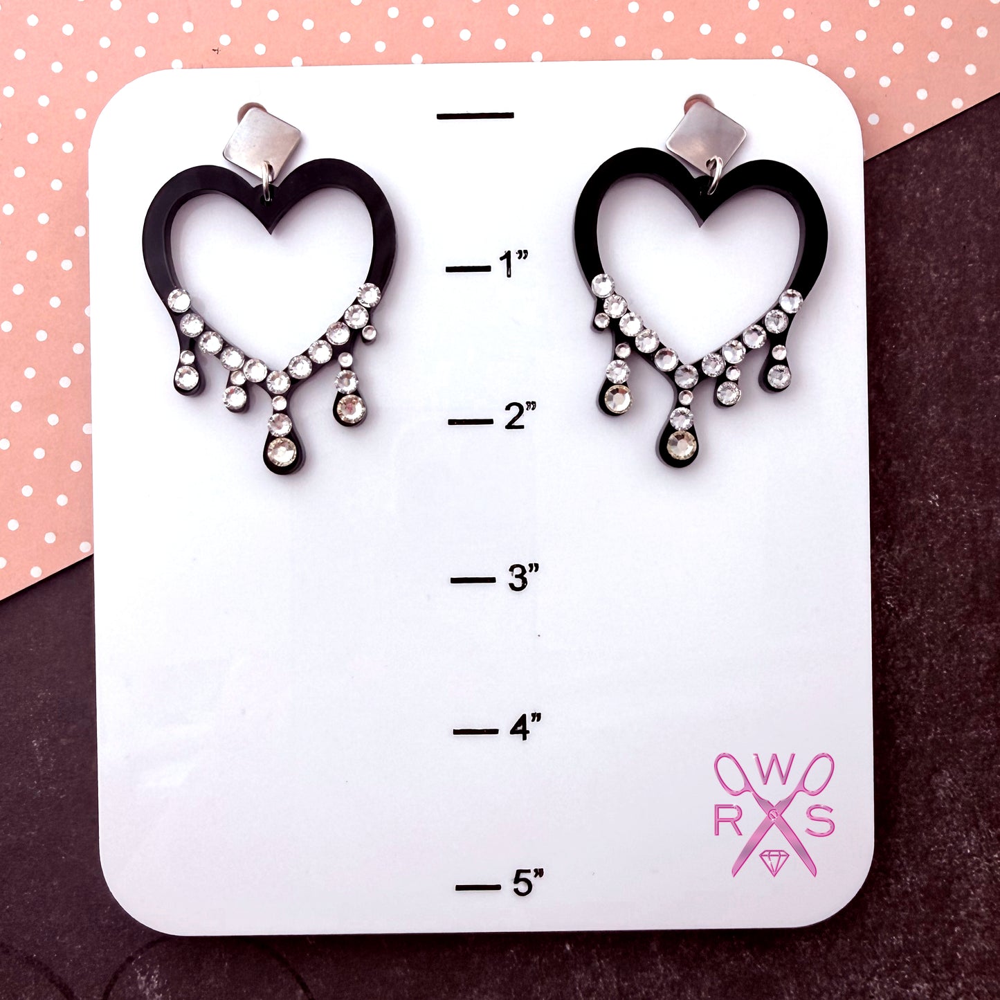Bleeding Diamond Hearts in Black Pearl