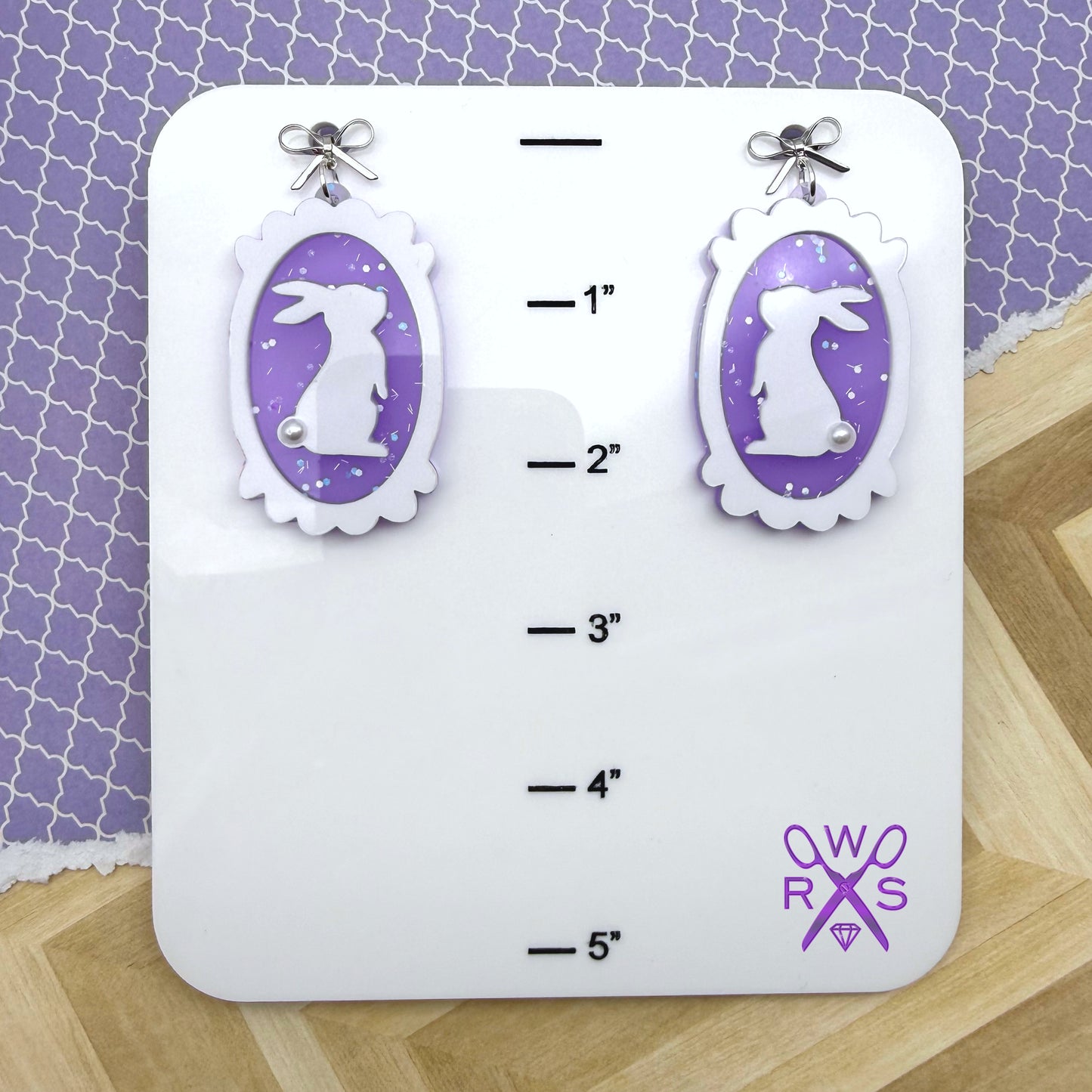 Cameo Cottontail Dangles in Purple Confetti