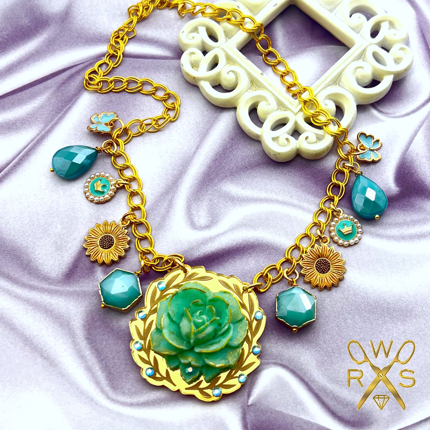 Carriage Kiss Victorian Charm Necklace