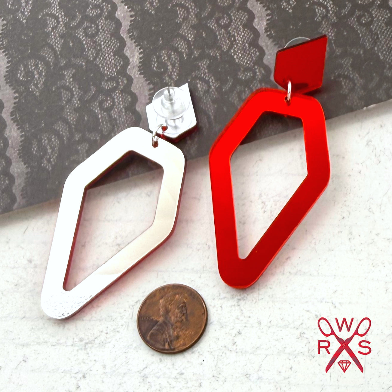 Deadly Dangles in Red Mirror