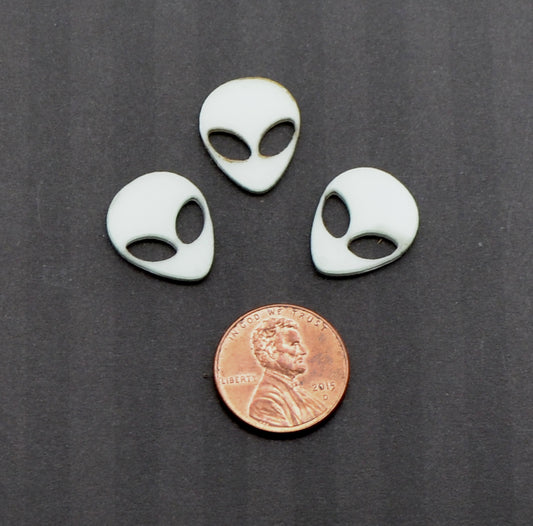 GLOW in the DARK ALIENS 3 Pieces Flatback Cabochons In Laser Cut Acrylic