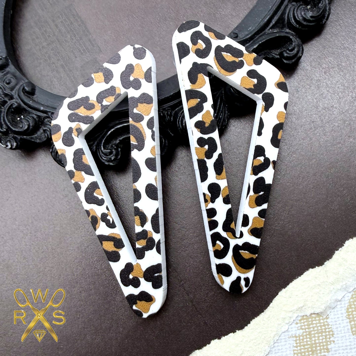 On Point Statement Studs in Leopard