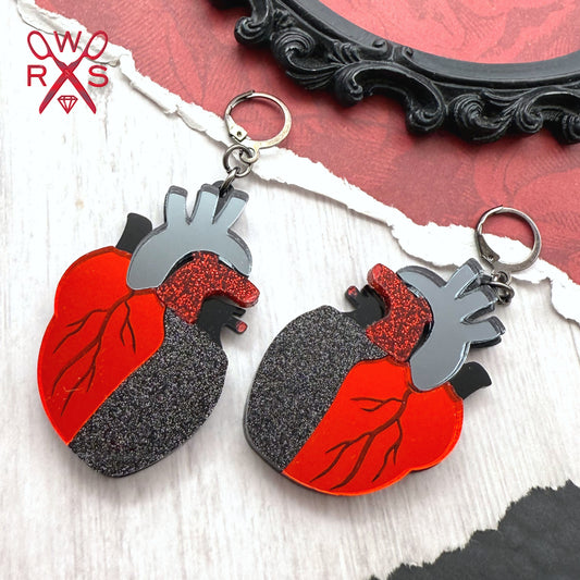 Pulse Perfect Anatomical Heart Huggies in Black and Red