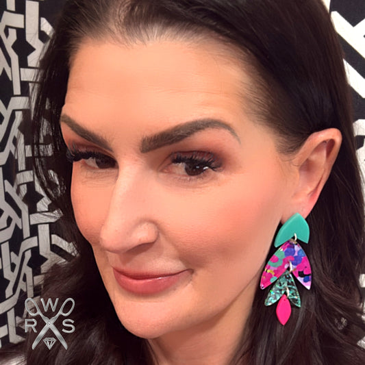 Rio Dangles in Electric Oasis