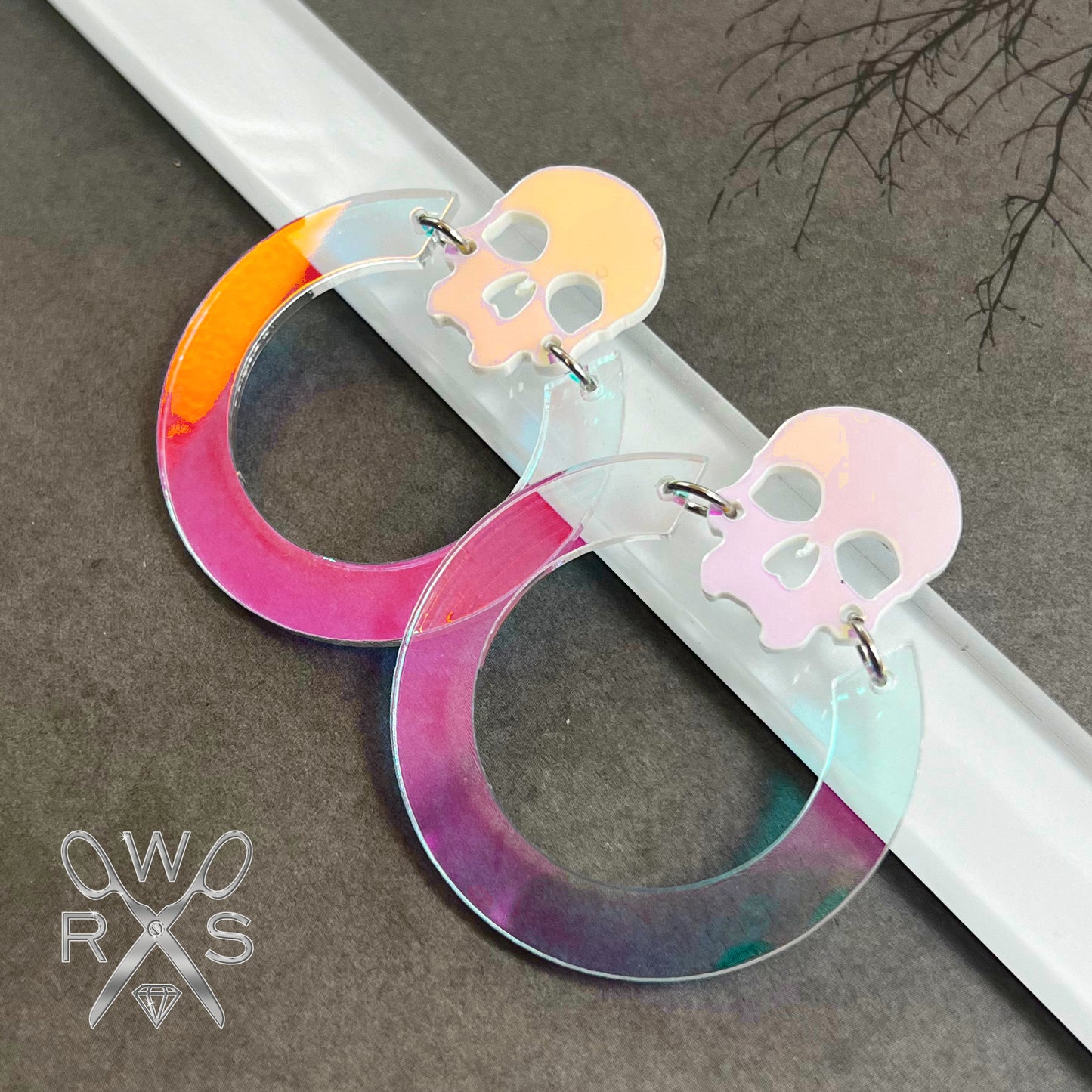 Til Death Hoops in Holographic