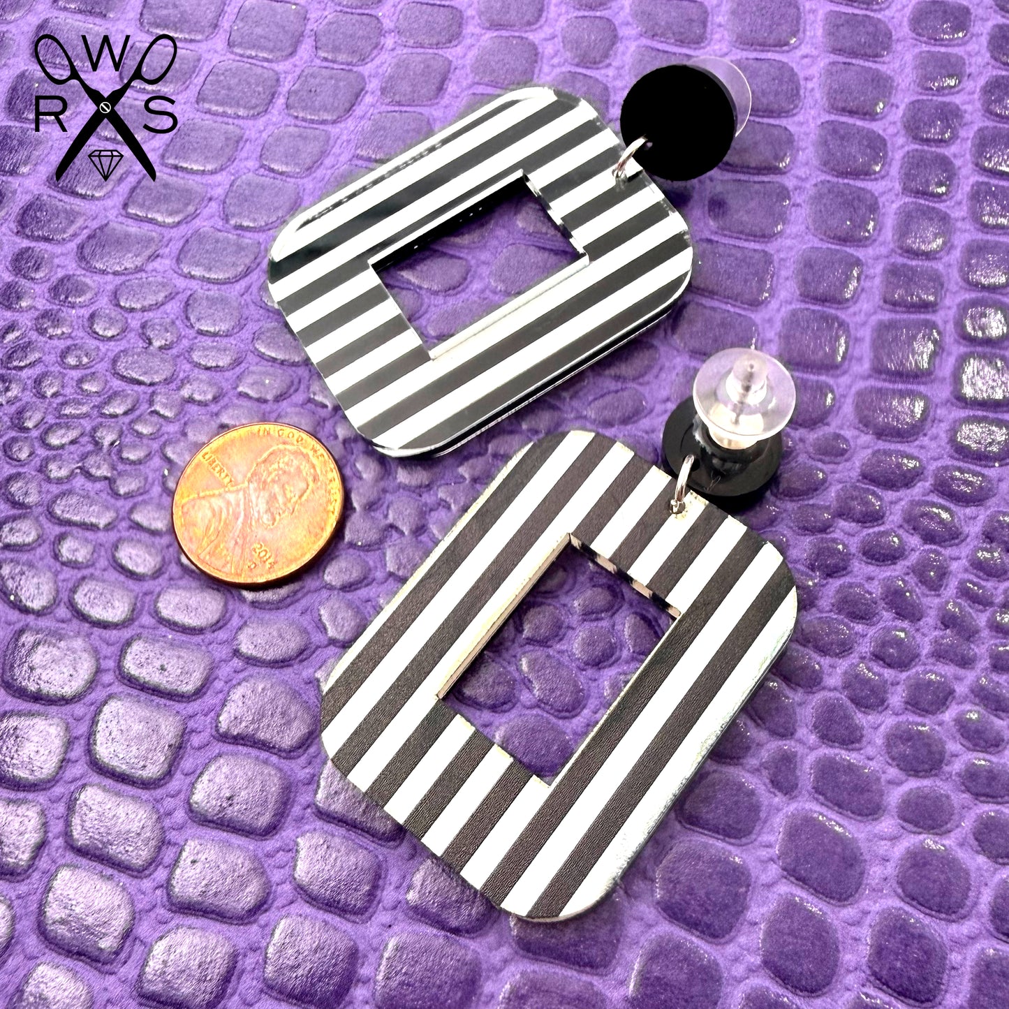 Ventana Dangles in Black & White Stripe