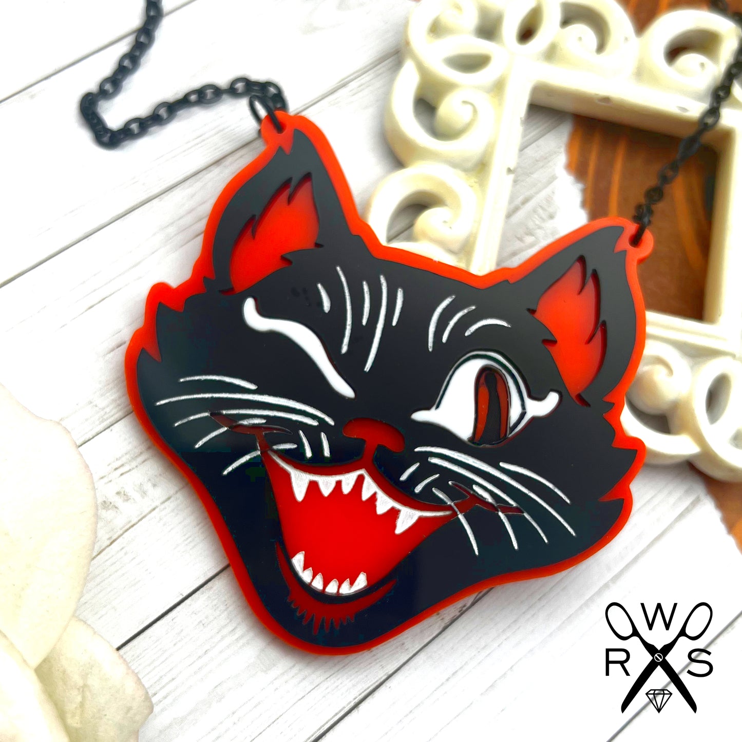 Winking Whiskers Brooch