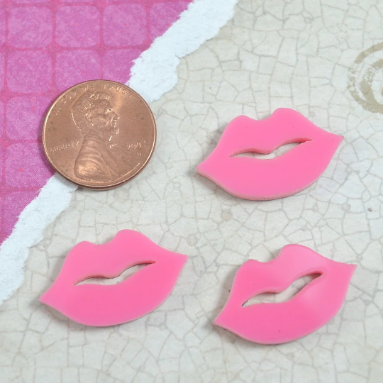 BUBBLEGUM PINK LIPS 3 Flat Back Pieces in Laser Cut Acrylic