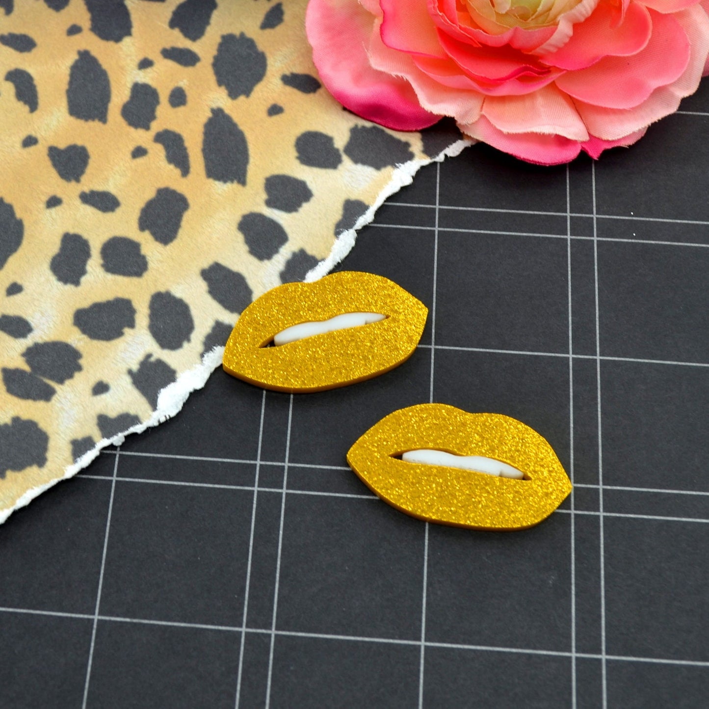 GOLD GLITTER LIPS With White Teeth Set of 2 Flat Back Cabochons in Laser Cut Acrylic