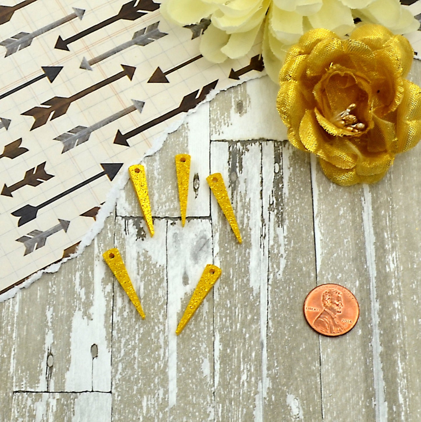 Small Gold Glitter Spikes - Laser Cut Acrylic Spike Charms - Set of 5