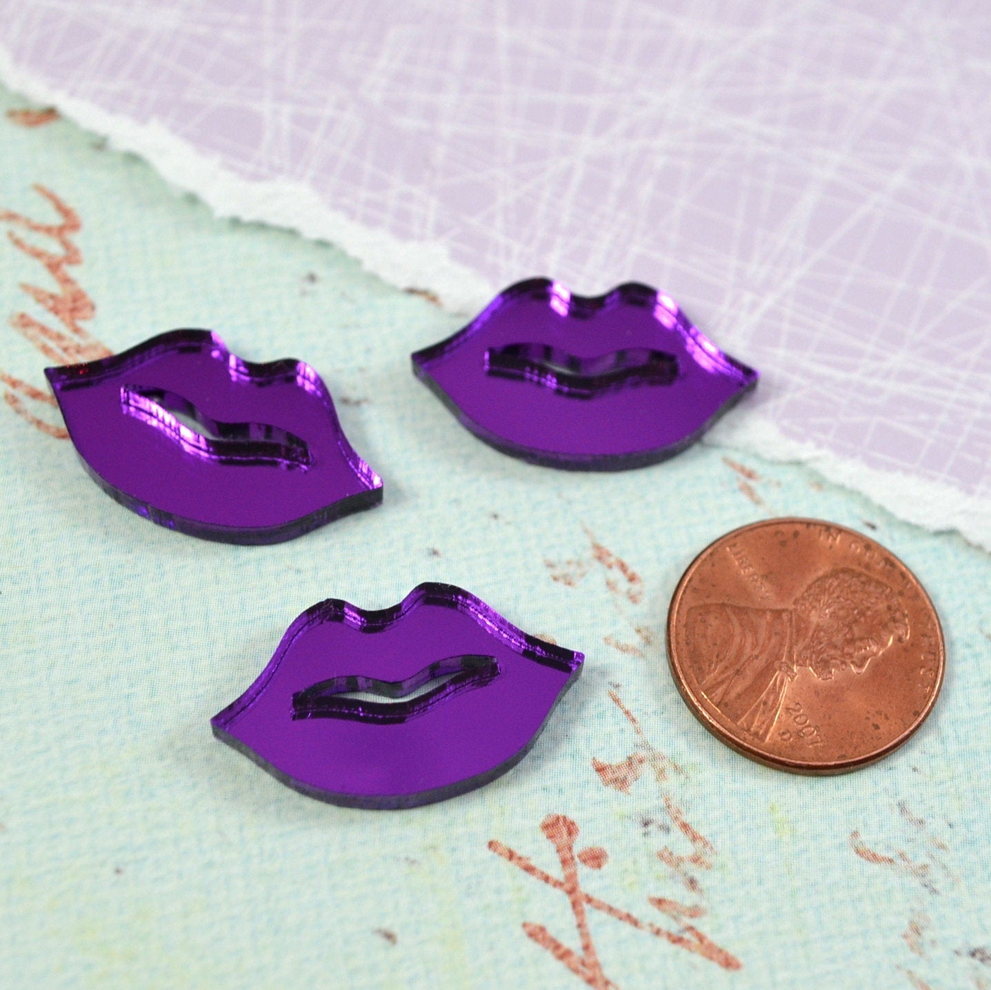 PURPLE MIRROR  LIPS 3 Pieces In Laser Cut Acrylic